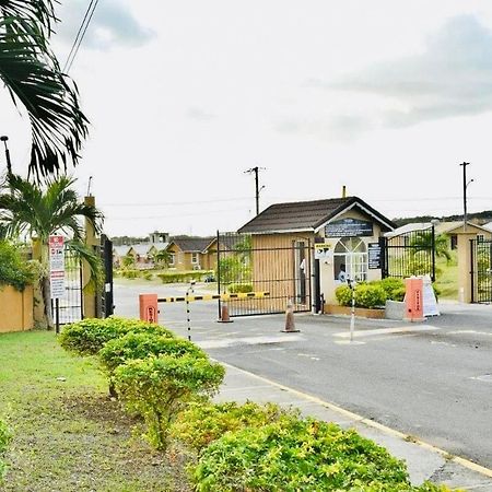 The Rest Stop-B- 15 Min From Airport/24Hrs Security Montego Bay Exterior foto
