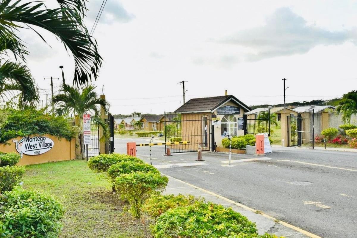 The Rest Stop-B- 15 Min From Airport/24Hrs Security Montego Bay Exterior foto